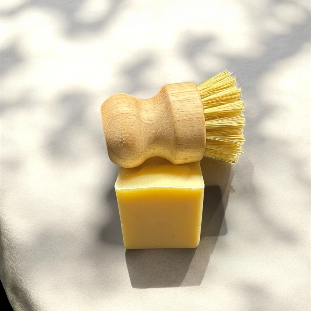 Natural Solid Dish Soap with Brush - in Tangerine